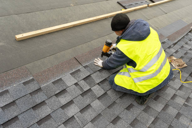 Best Commercial Roofing Services  in Golden Hills, CA