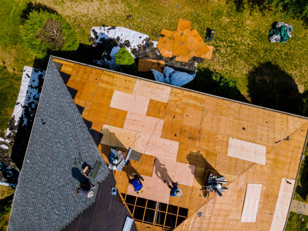 Quick and Trustworthy Emergency Roof Repair Services in Golden Hills, CA